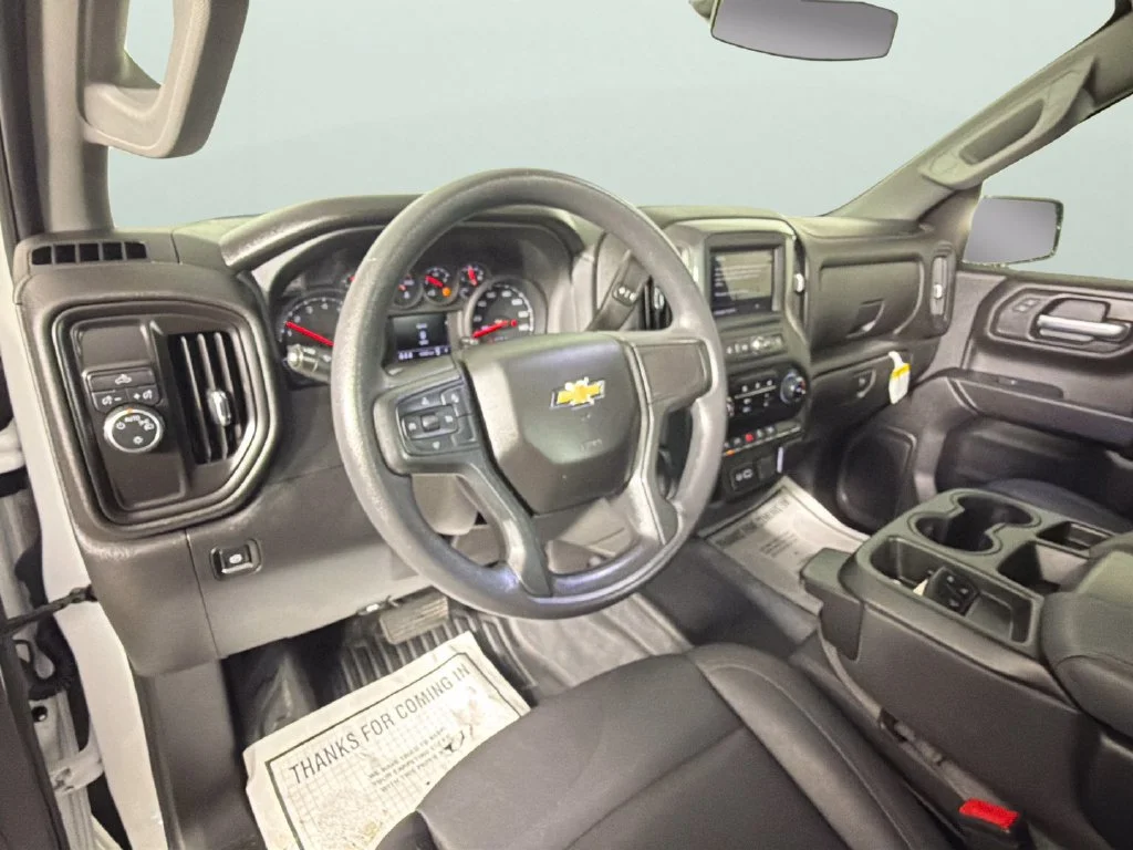 Used 2025 Summit White Chevrolet WT image 19