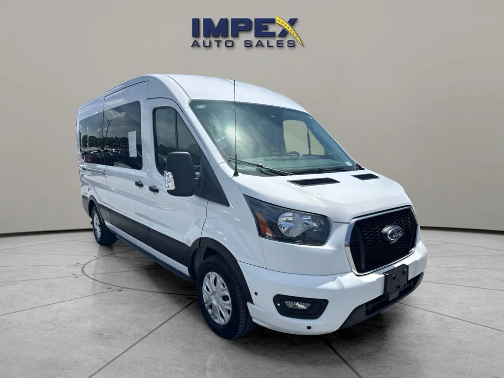 Used 2025 White Ford XLT image 4