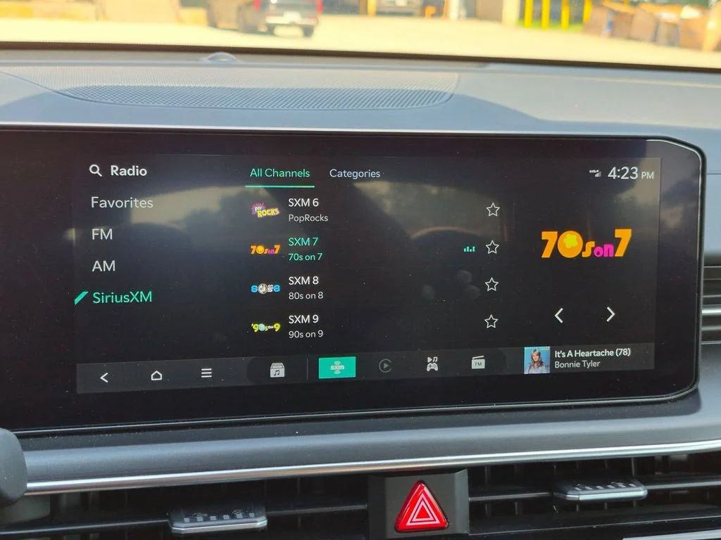 Used 2025 White Kia GT-Line image 18