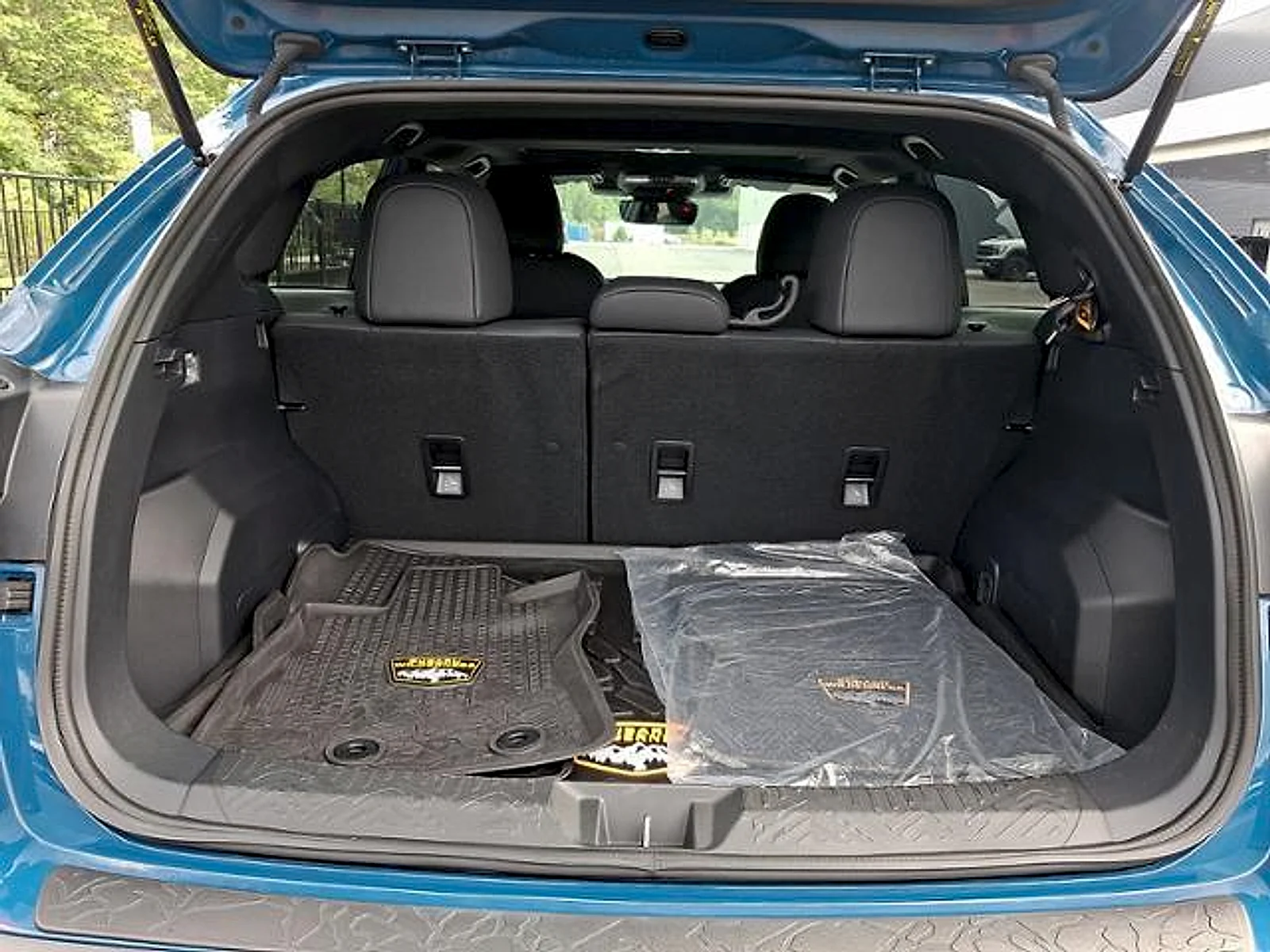 Used 2024 Geyser Blue Pearl Subaru Wilderness image 28