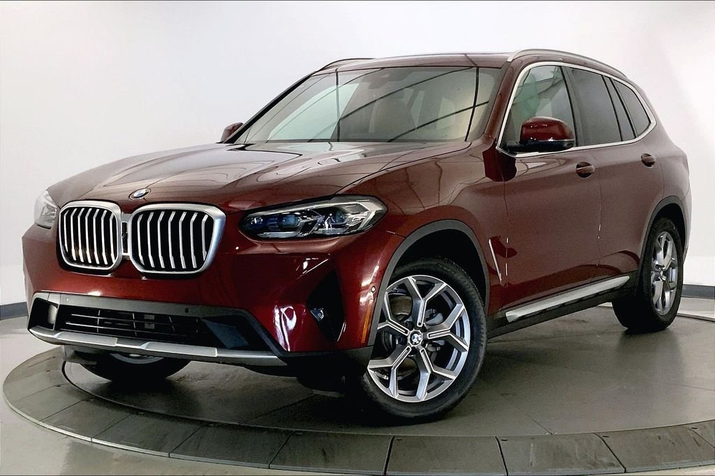 Used 2023 Aventurin Red Metallic BMW  image 11