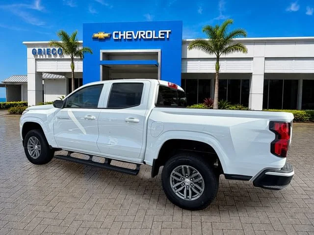 New 2026 Summit White Chevrolet LT image 5