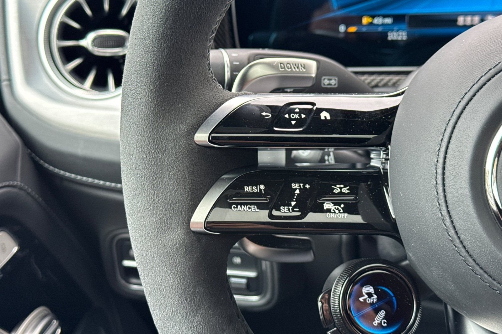 New 2026 Obsidian Black Metallic Mercedes-Benz G 63 AMG® image 28