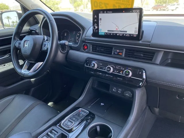 2025 Honda Pilot Touring - Photo 12