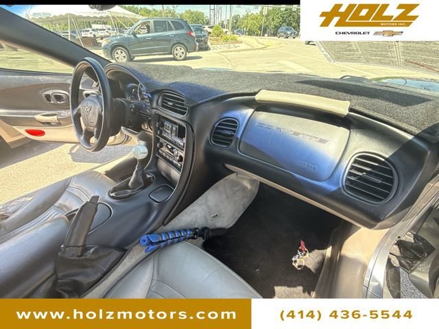 Used 2003 Medium Spiral Gray Metallic Chevrolet 2dr Cpe image 27