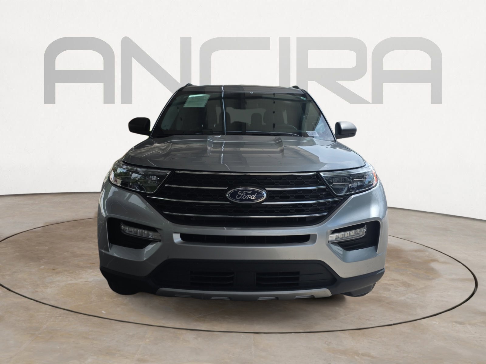 Used 2023 Silver Metallic Ford XLT image 2