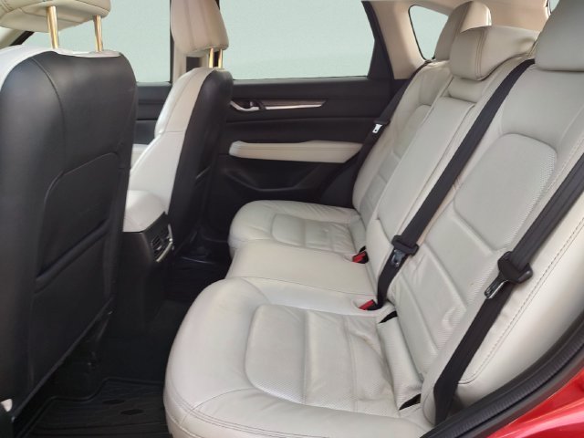 Used 2017 Red Mazda Grand Select image 28