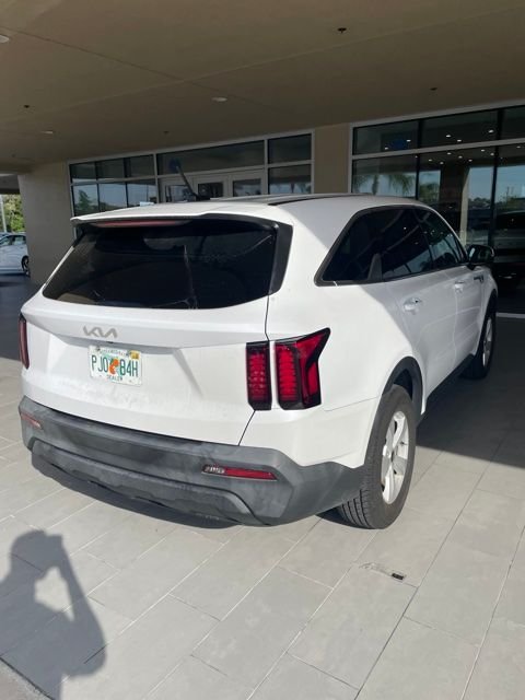 Used 2023 White Kia LX image 5
