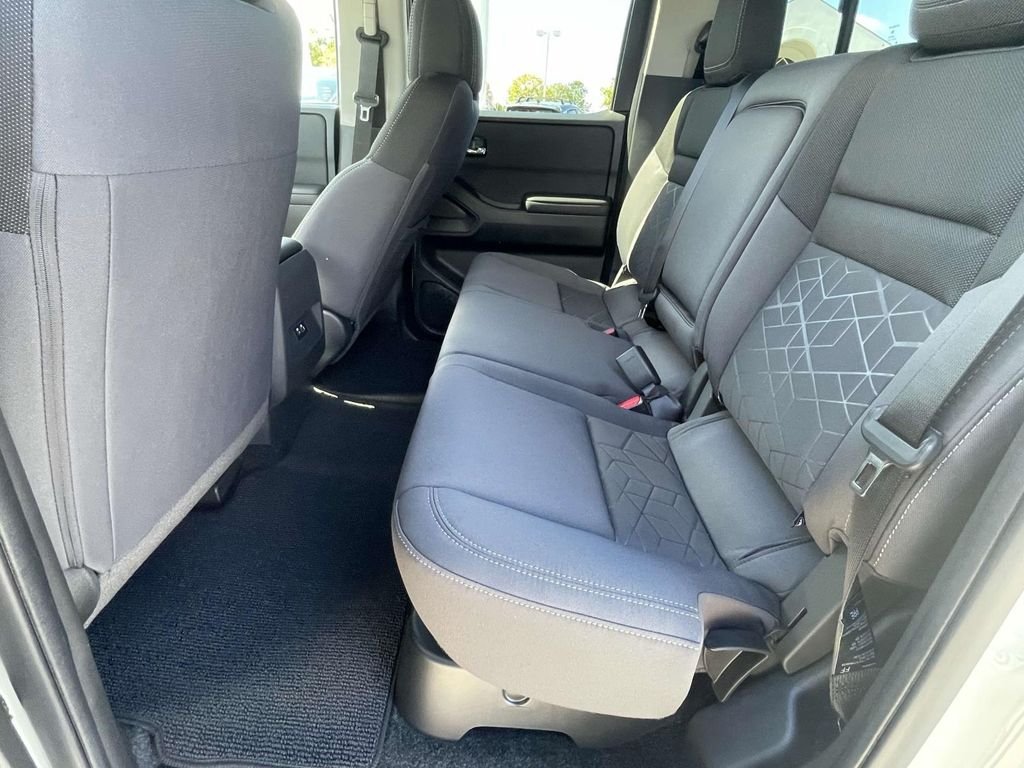 2026 Nissan Frontier SV - Photo 10