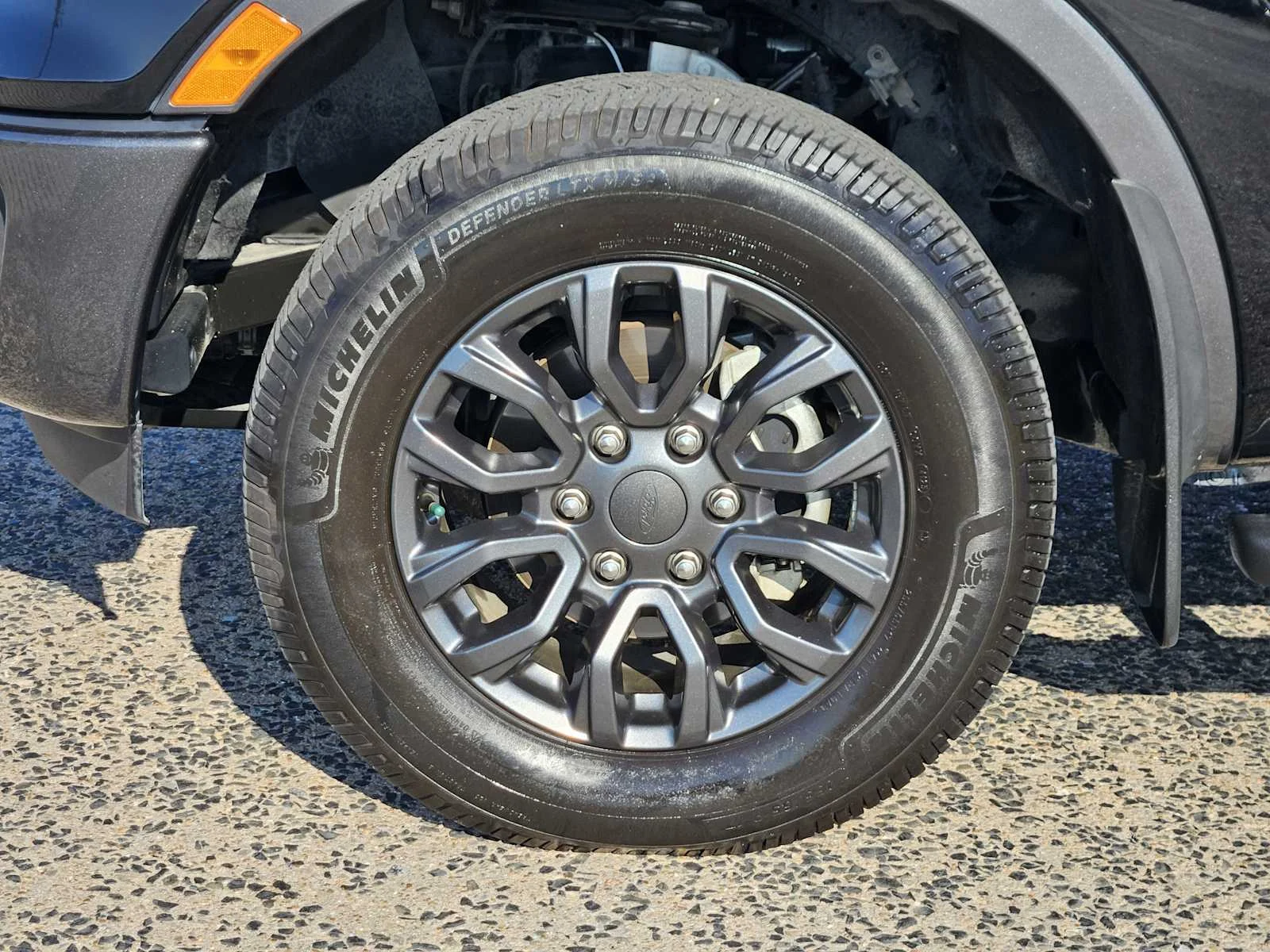 Used 2019 Shadow Black Ford LARIAT image 7