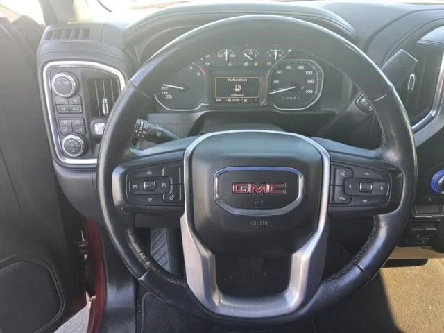 Used 2021 CAYENNE RED TINTCOAT GMC SLT image 4