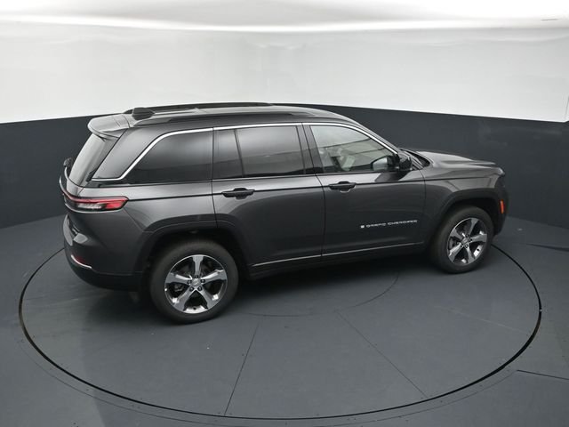 New 2026 Baltic Gray Metallic Clear-Coat Exterior Paint Jeep Limited image 18