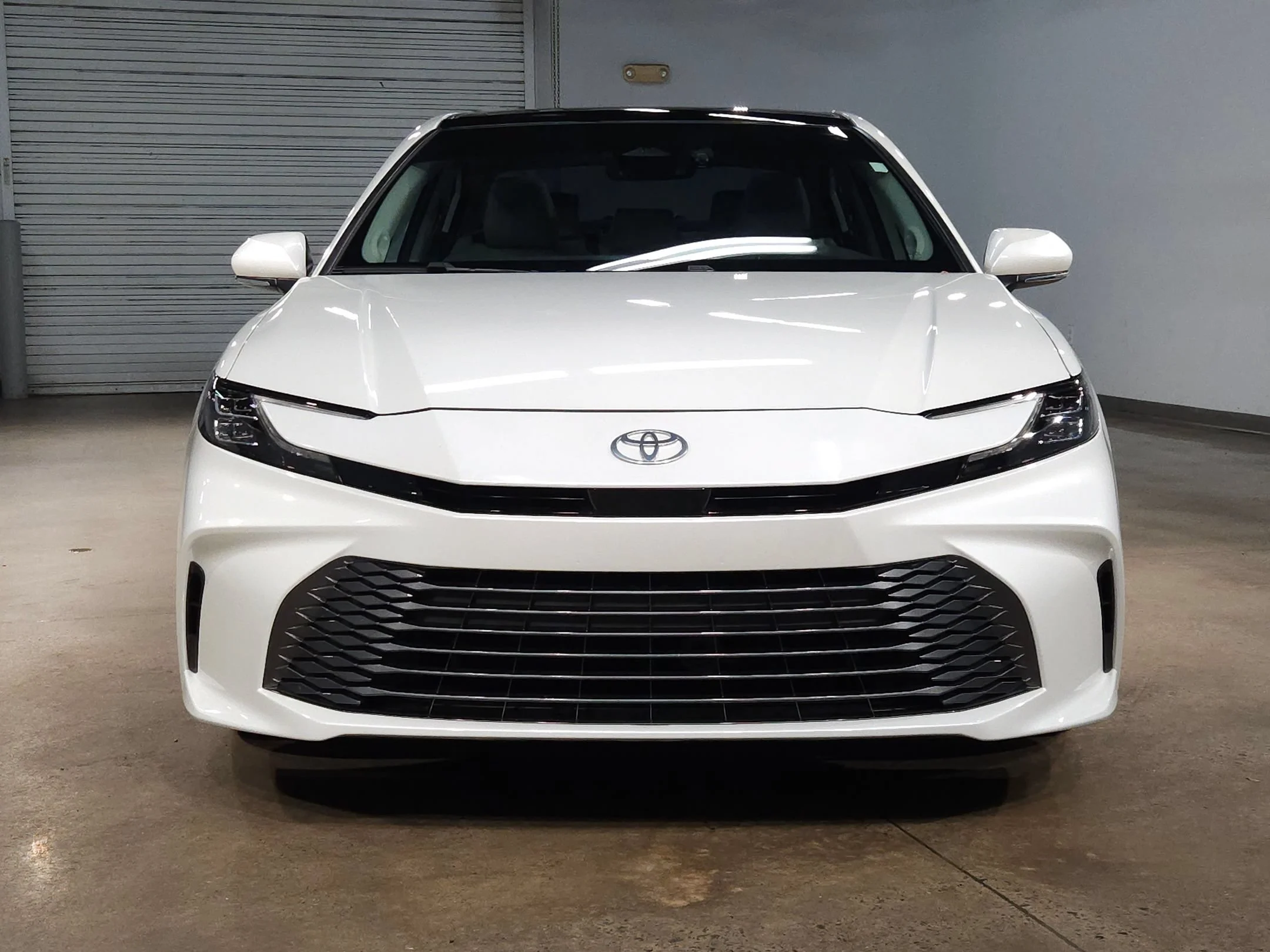 Certified Used 2025 Wind Chill Pearl Toyota XLE image 2