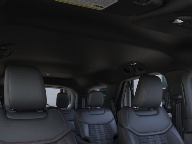 New 2026 Space White Metallic Ford ST-Line image 22