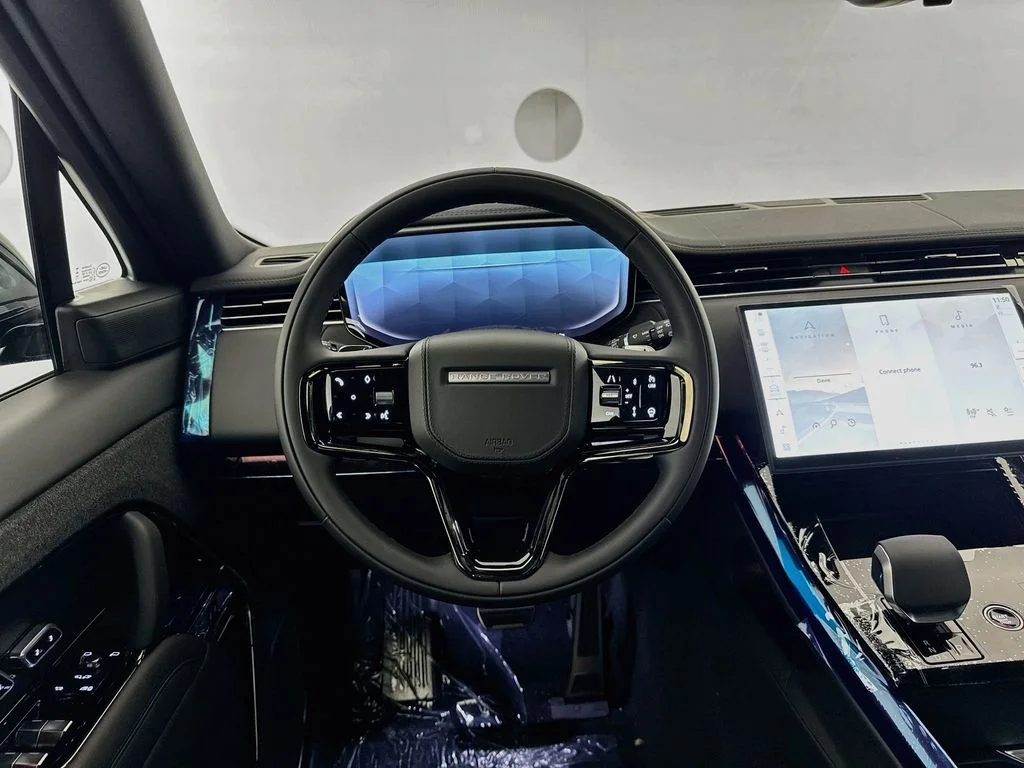 New 2027 Santorini Black Land Rover Dynamic SE image 23