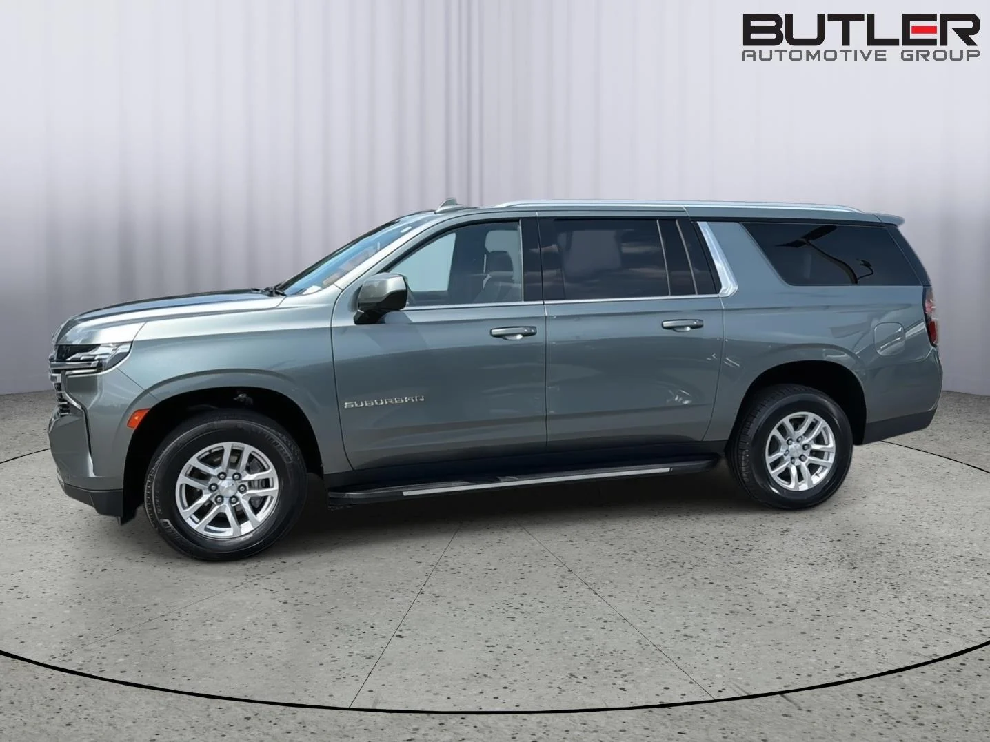 Used 2024 Silver Sage Metallic Chevrolet LT image 3