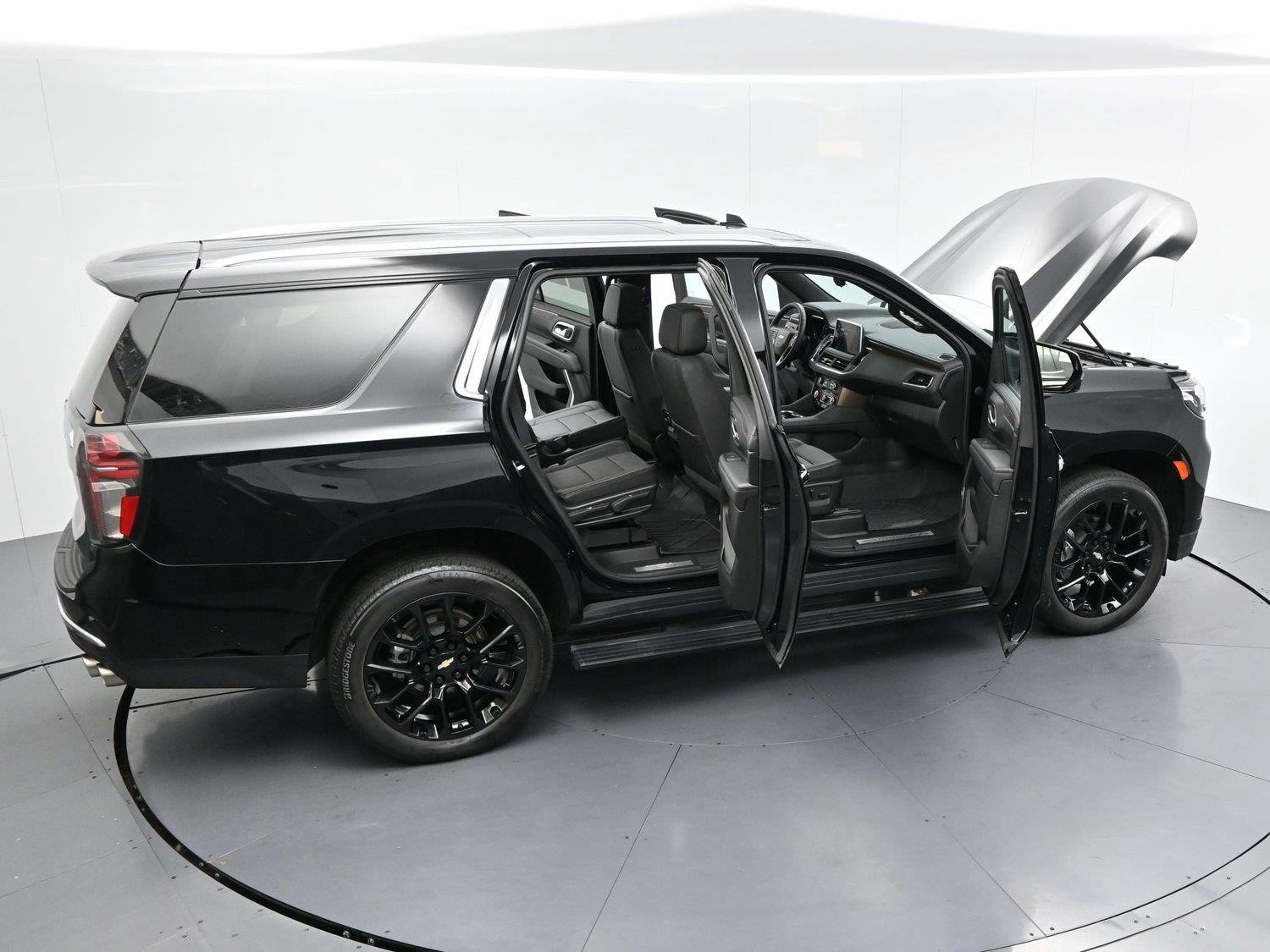 Used 2023 BLACK Chevrolet High Country image 41