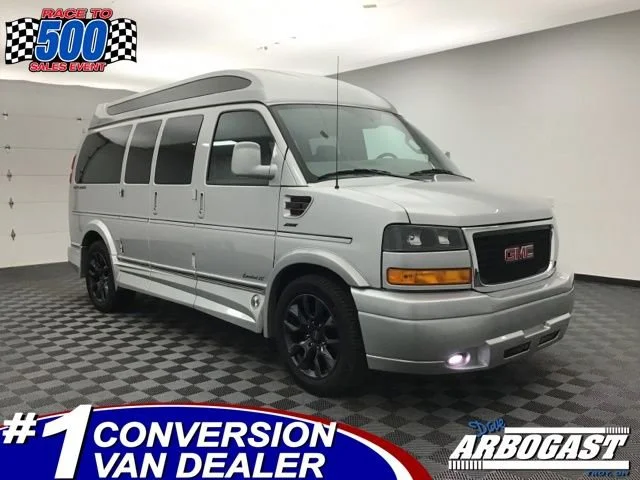 2023 GMC Savana 2500's photo