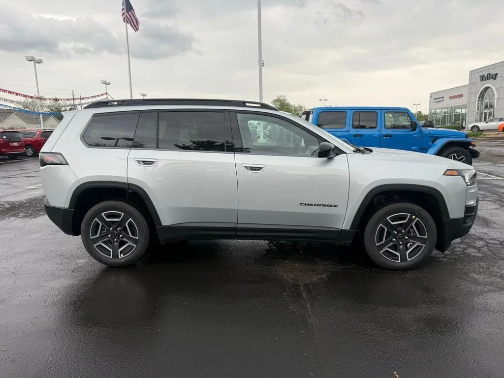 New 2026 Silver Jeep Laredo image 2