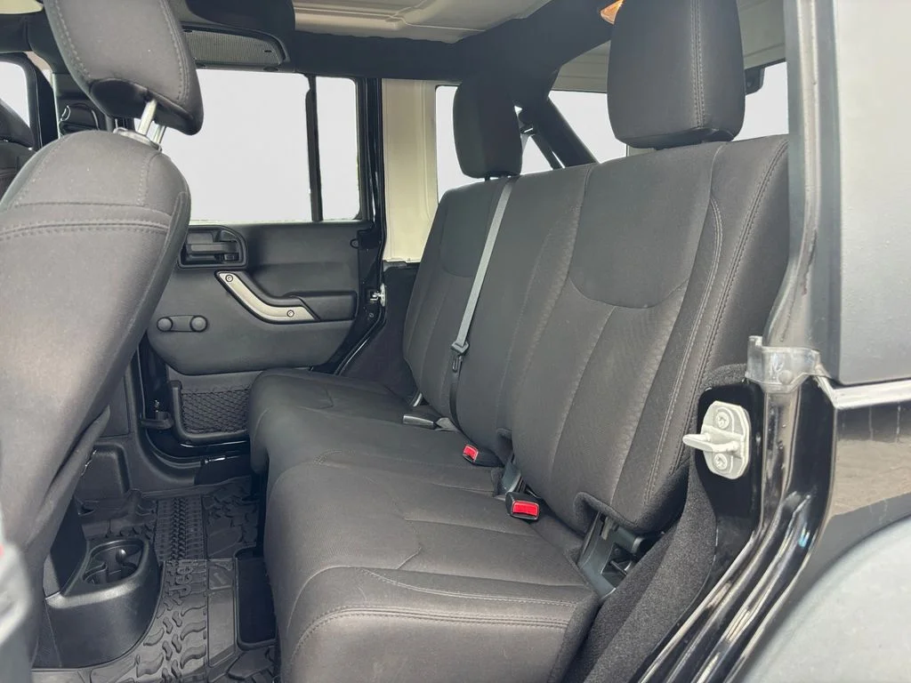 Used 2018 Black Jeep Unlimited Sport image 31