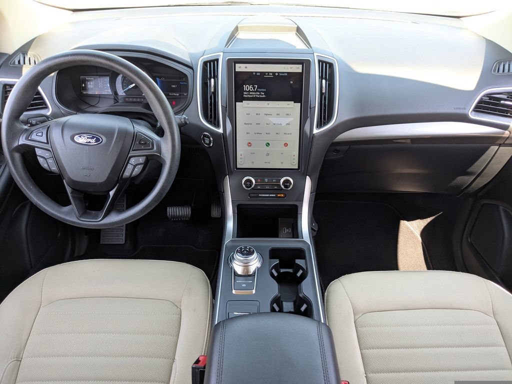 Used 2023 White Ford SE image 15