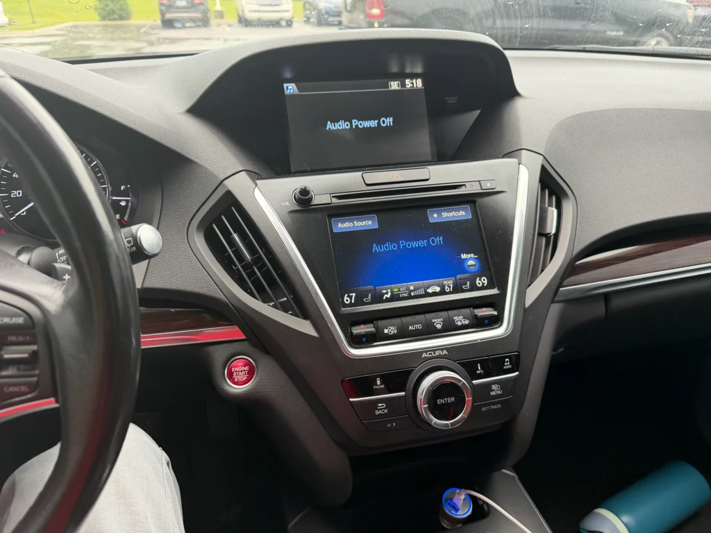 Used 2016 Crystal Black Pearl Acura w/AcuraWatch Plus image 8