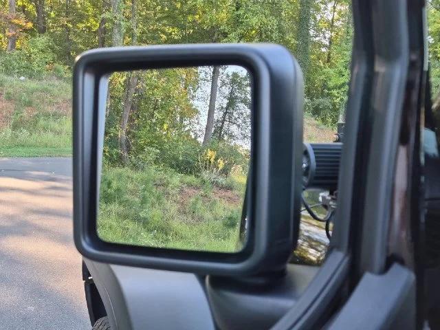Used 2020 Black Jeep Sport image 18
