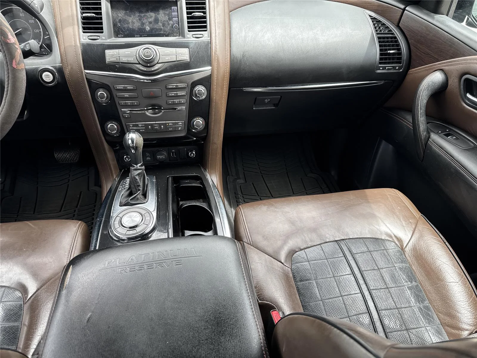 Used 2019 Super Black Nissan Platinum image 35