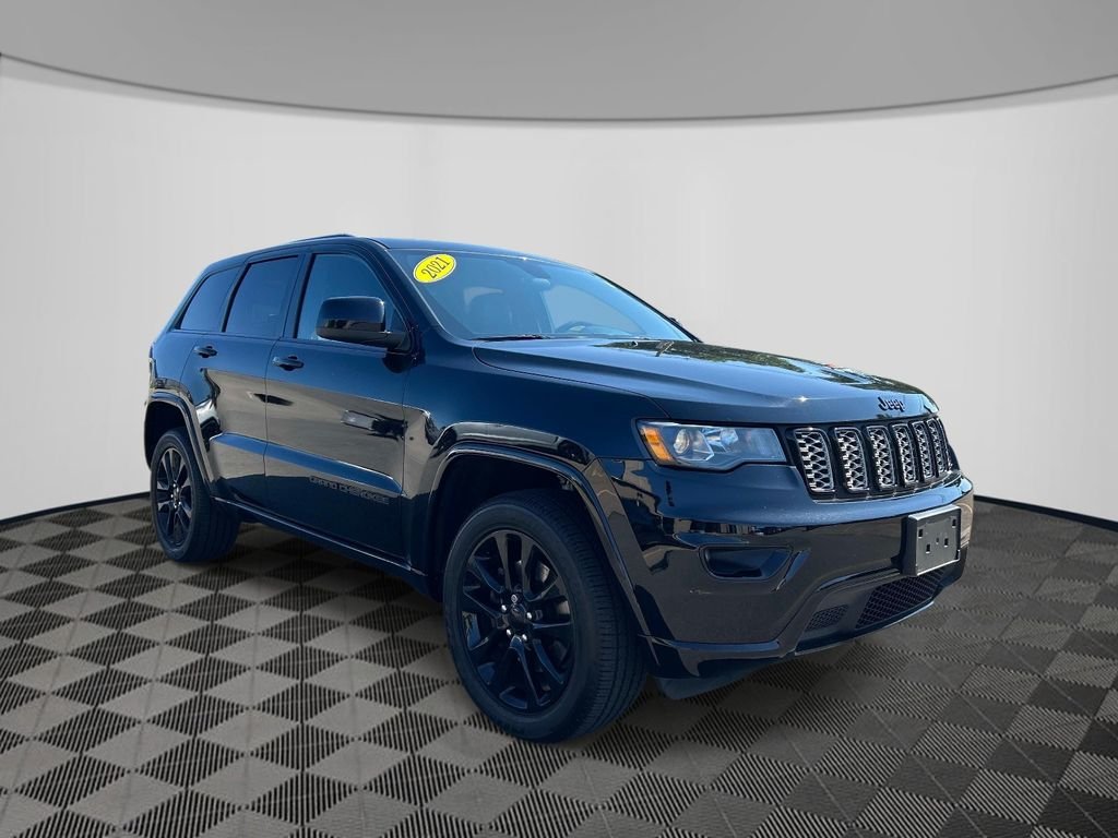 Used 2021 Black Jeep Laredo X image 7