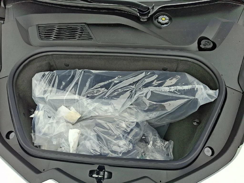 New 2027 Arctic White Chevrolet 2LT image 20