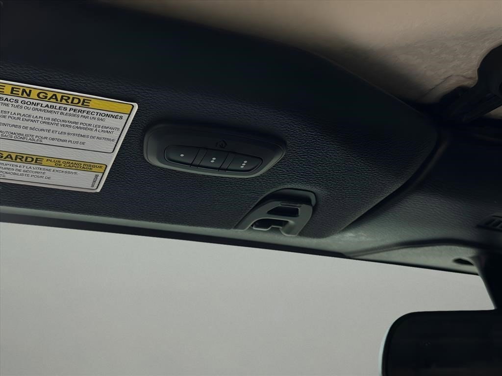Used 2018 Sting-Gray Clearcoat Jeep Sport S image 24