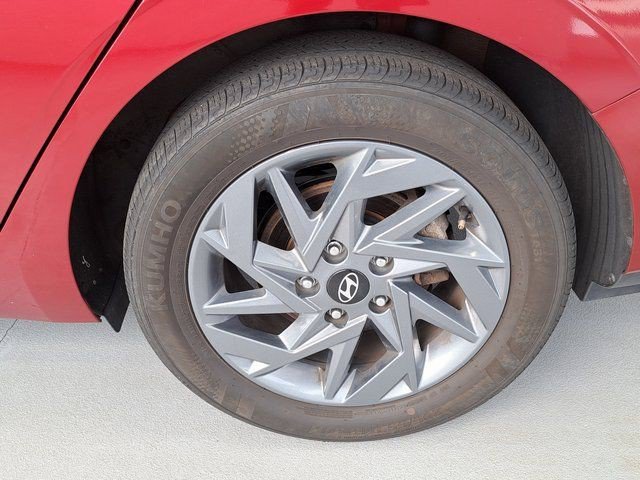 Used 2024 Red Hyundai SEL image 32