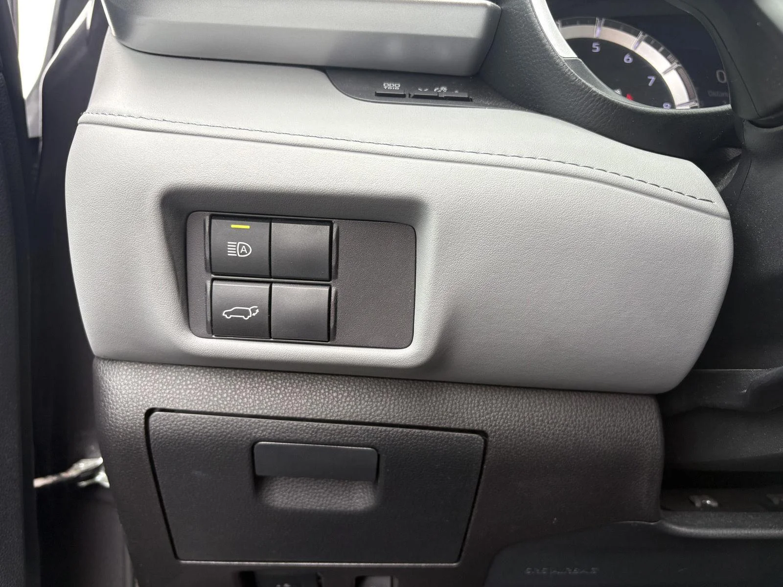 Used 2022 Magnetic Gray Metallic Toyota XLE image 20