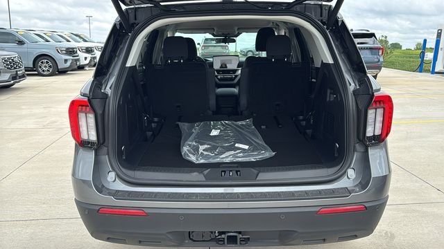 New 2026 Carbonized Gray Metallic Ford Active image 14