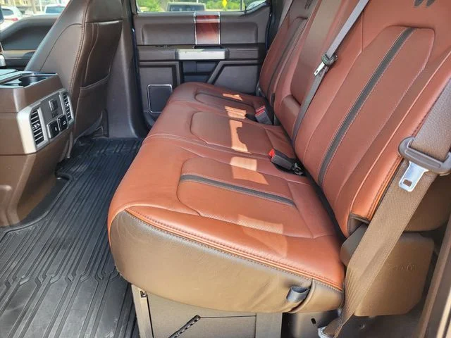 Used 2020  Ford XL image 34