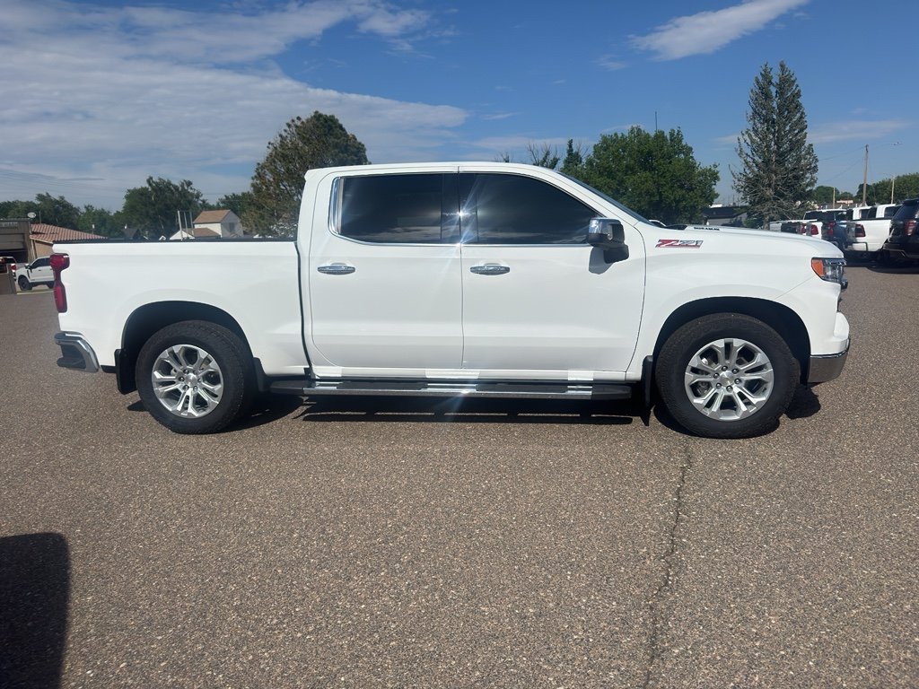 Used 2023 Summit White Chevrolet LTZ image 5
