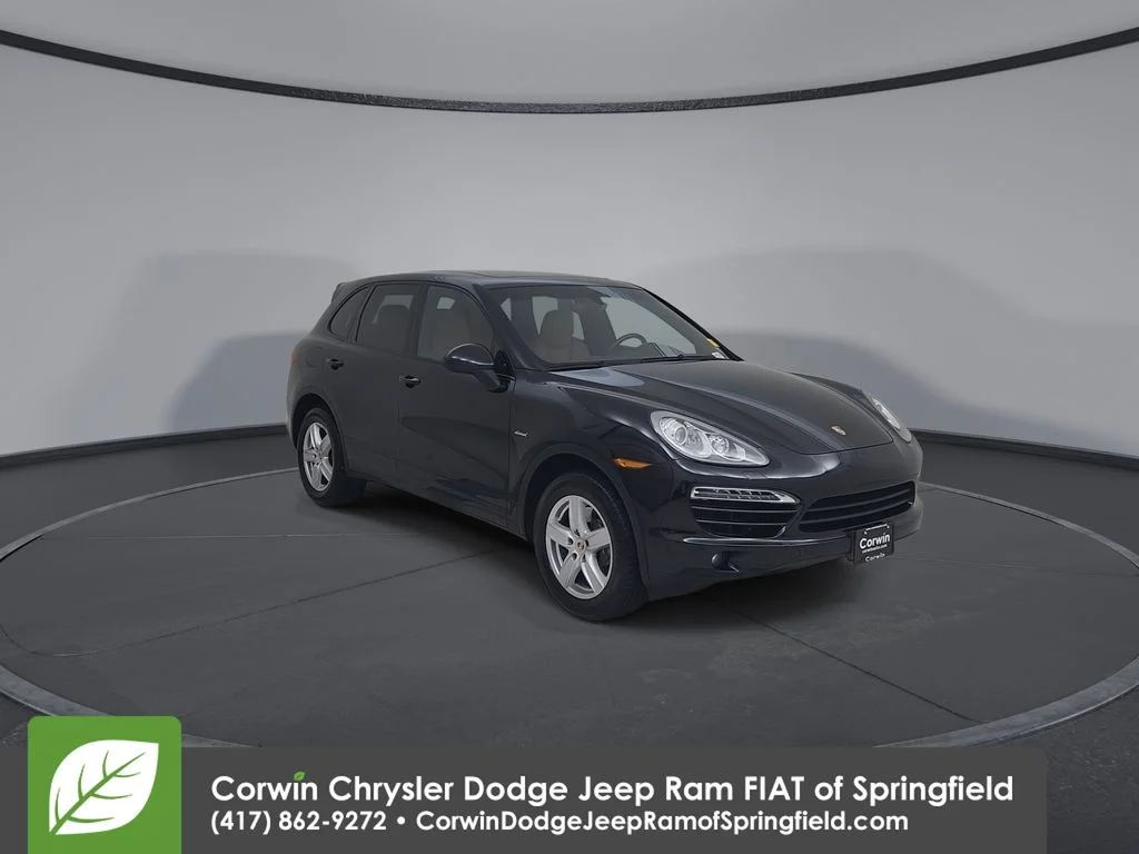Used 2014 Black Porsche Diesel image 3
