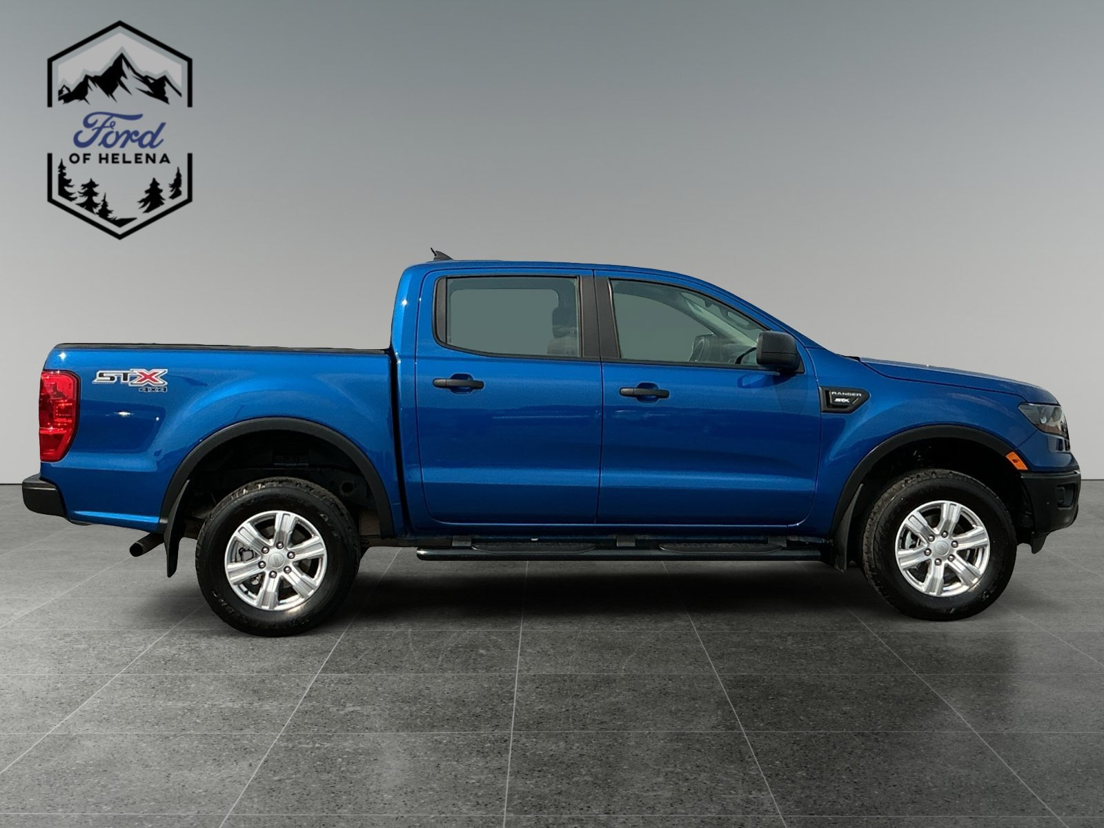Used 2020 Blue Ford XL image 6