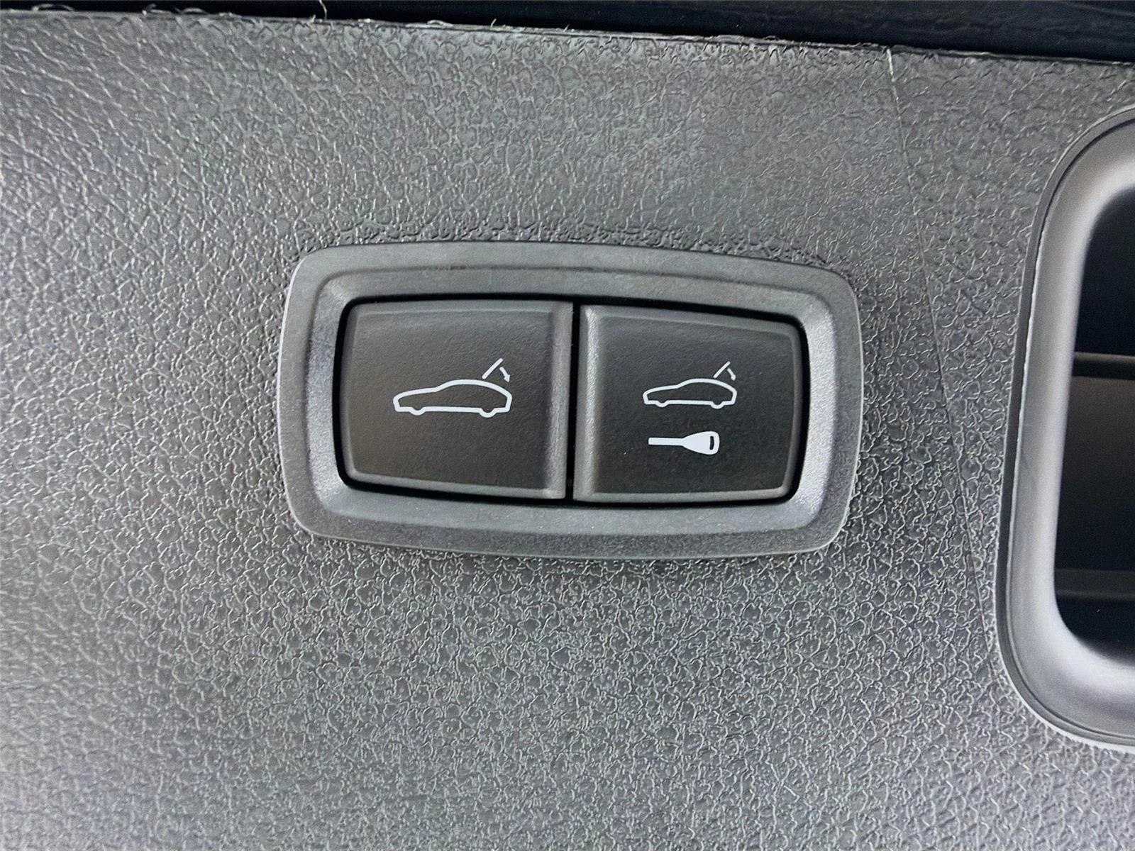 Used 2026 Volcano Grey Metallic Porsche AWD image 24