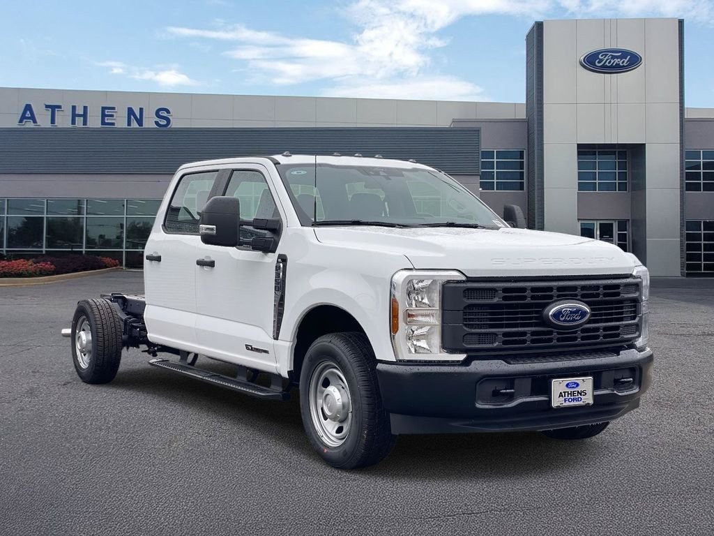New 2026 Oxford White Ford F-350® XL image 1