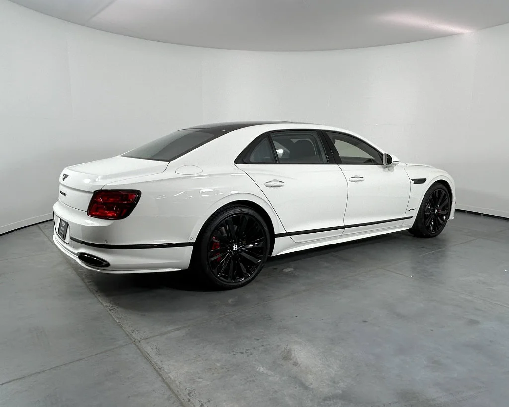 New 2026 White Bentley V8 image 9