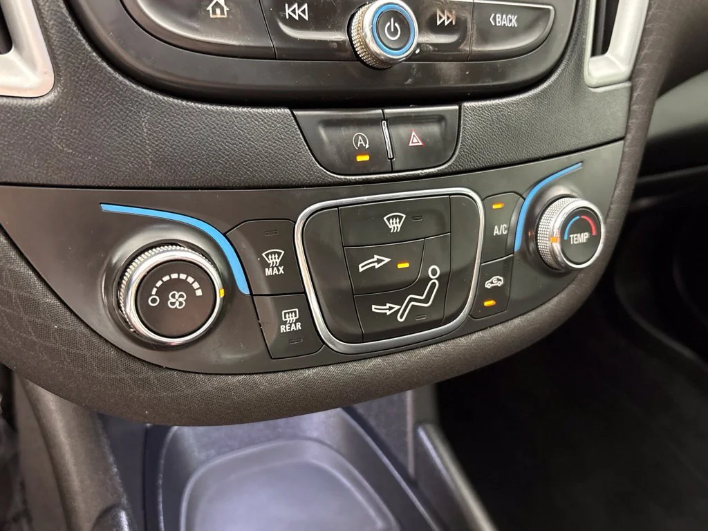 Used 2022 Black Chevrolet LS image 32