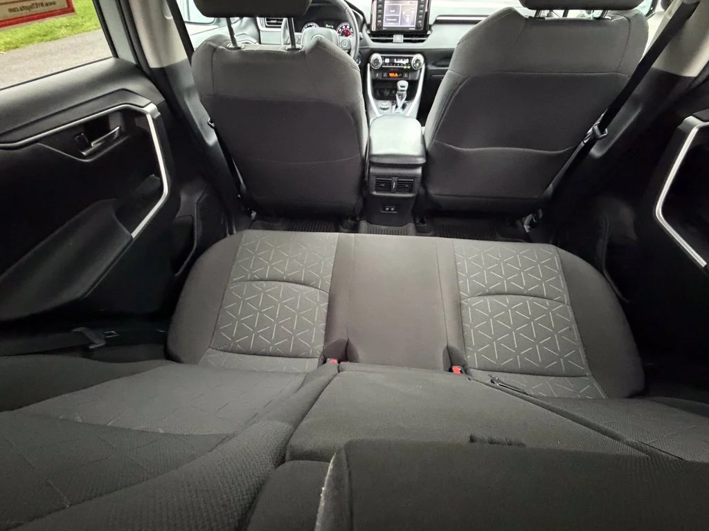 Used 2021  Toyota XLE image 44