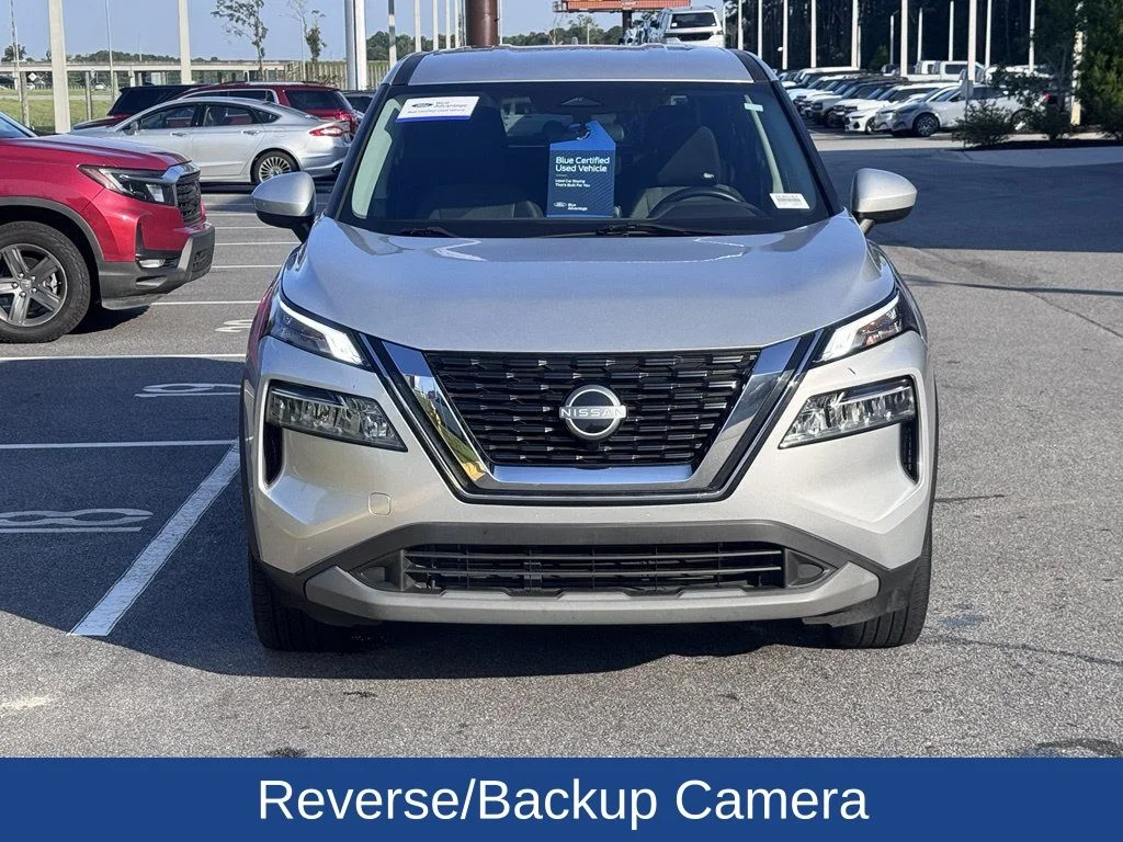 Certified Used 2023 Brilliant Silver Metallic Nissan SV image 3