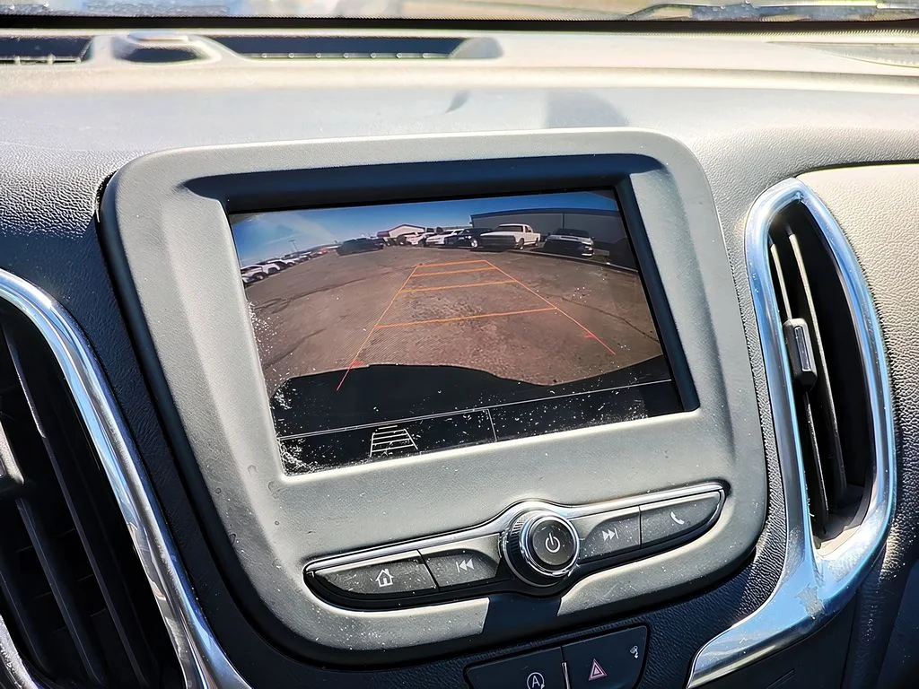 2022 Chevrolet Equinox LT - Photo 18