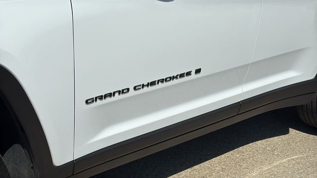 Certified Used 2025 White Jeep Altitude image 6