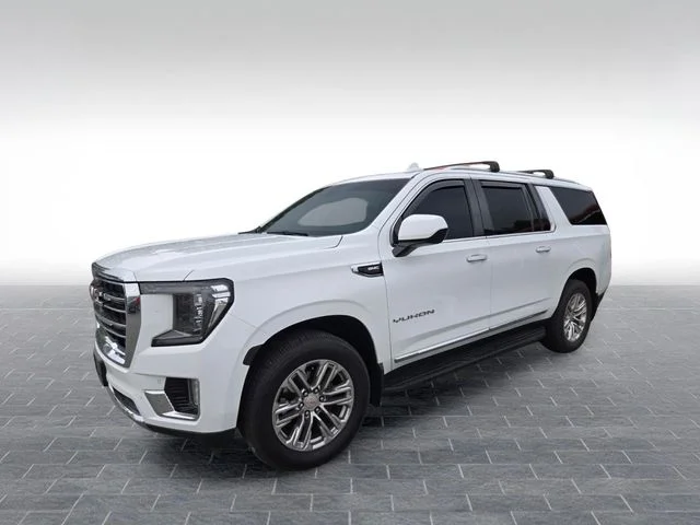 Used 2022 White GMC SLT image 3