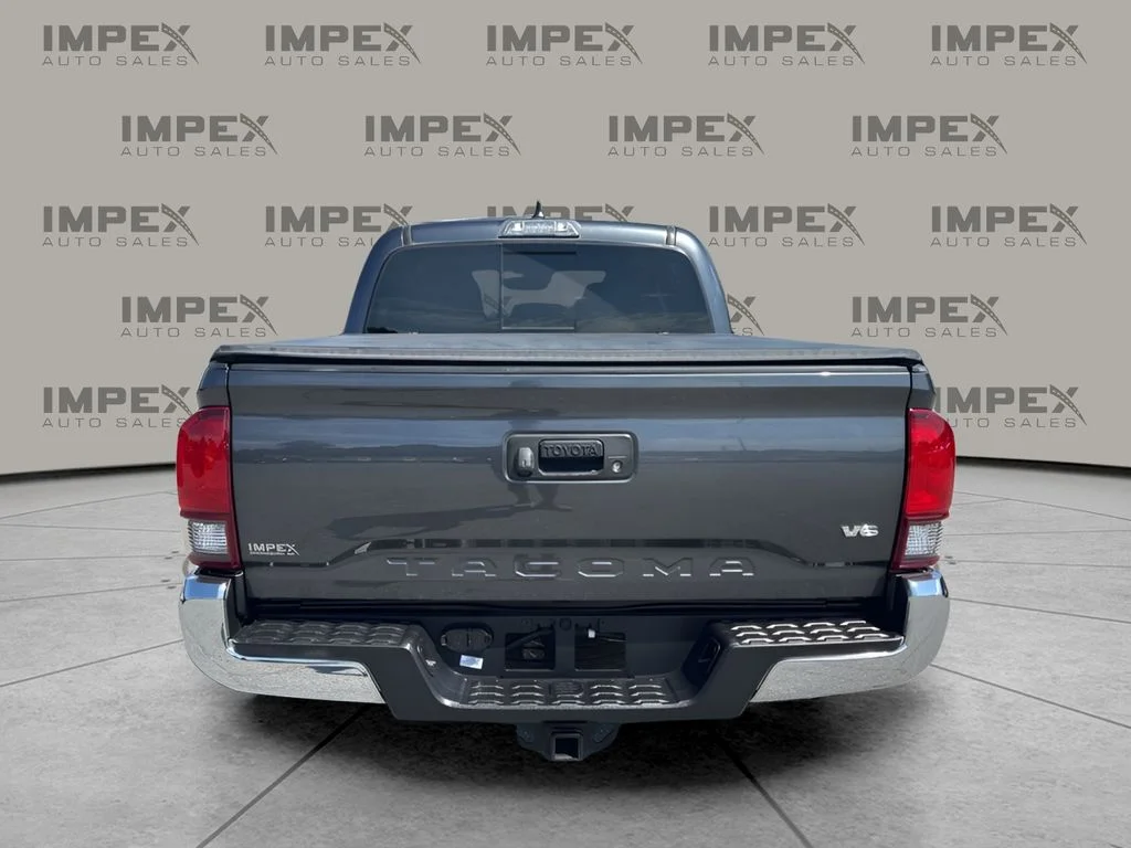 Used 2020 Gray Toyota SR5 image 4