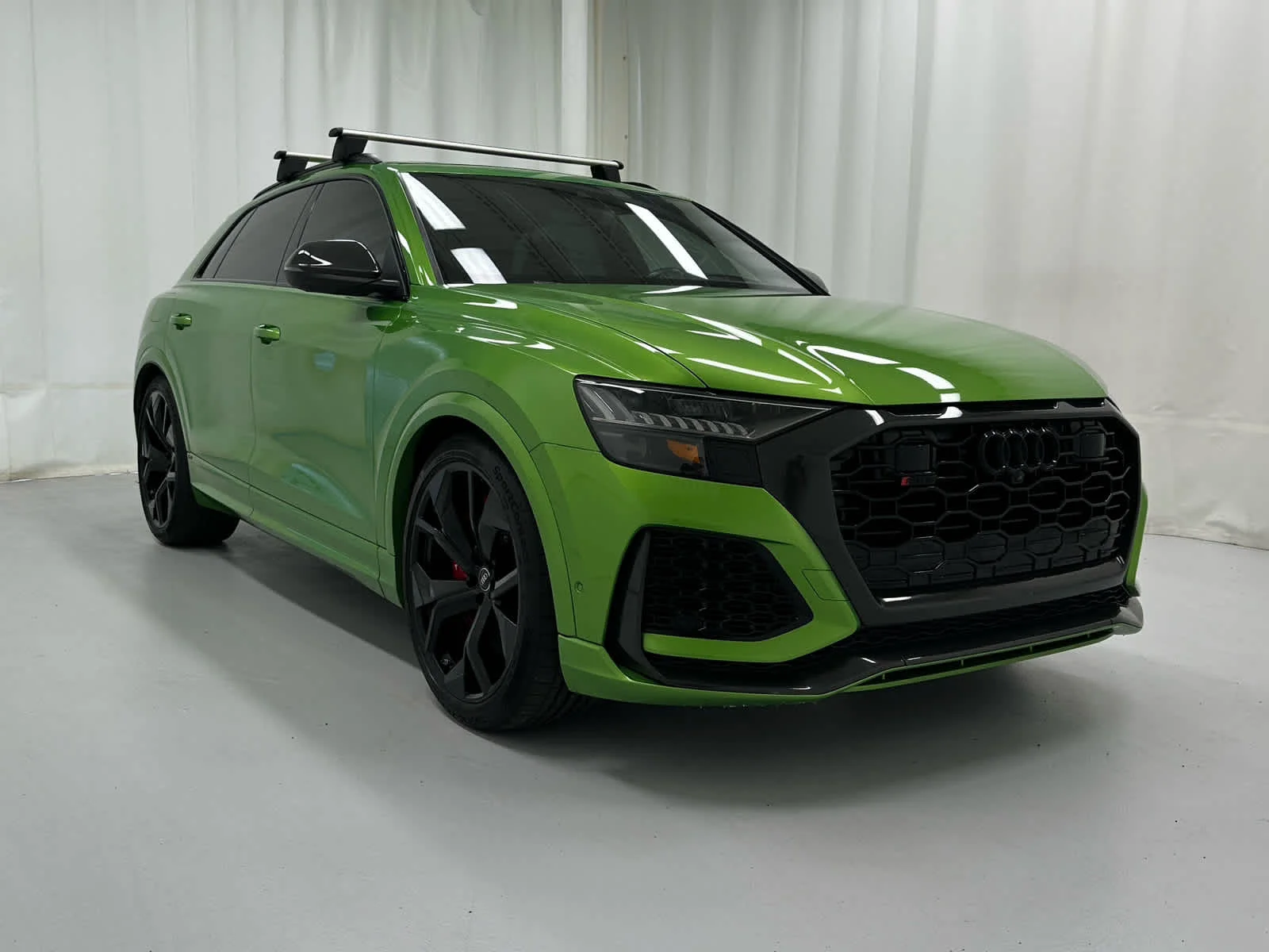 2021 Audi RS Q8 -'s photo