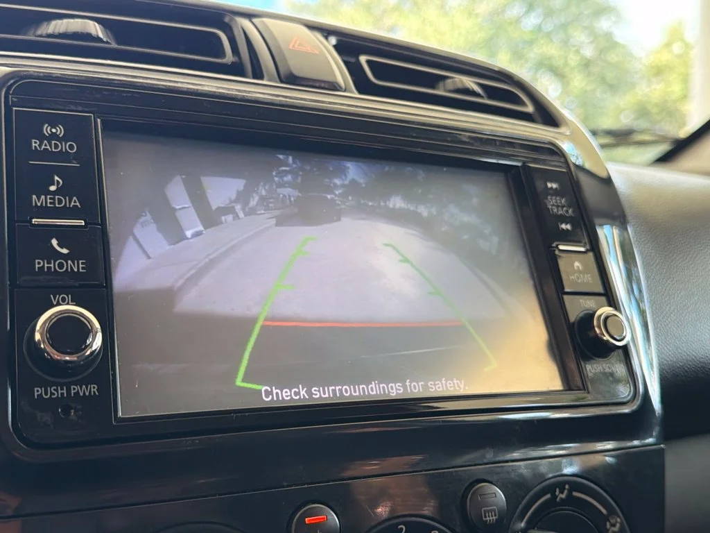 Used 2018 Black Mitsubishi ES image 9